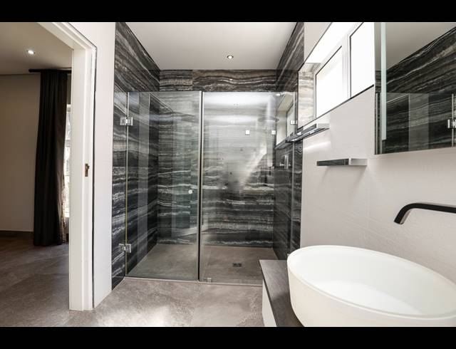 3 BEDROOM APARTMENT TO LET IN MUSGRAVE